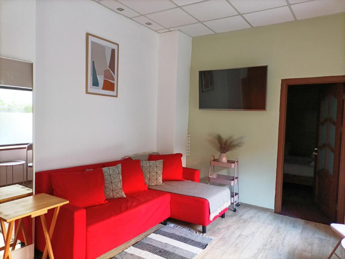 Luta Studio Bucarest Esterno foto