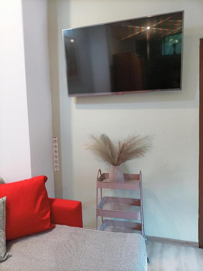 Luta Studio Bucarest Esterno foto